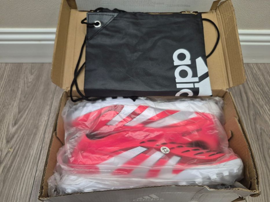 Продам бутсы новый 43 размер