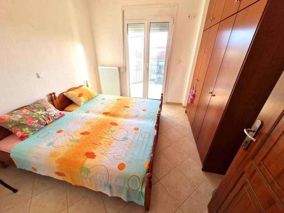 Продава 3 ет. къща с площ 165 м2 и двор 280 м2 в Аспровалта, Гърция