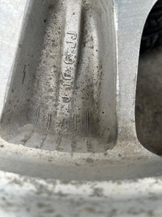 Продам комплект колёс