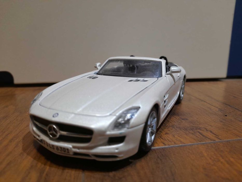 Mini gt, Ixo, Minichamps, Solido