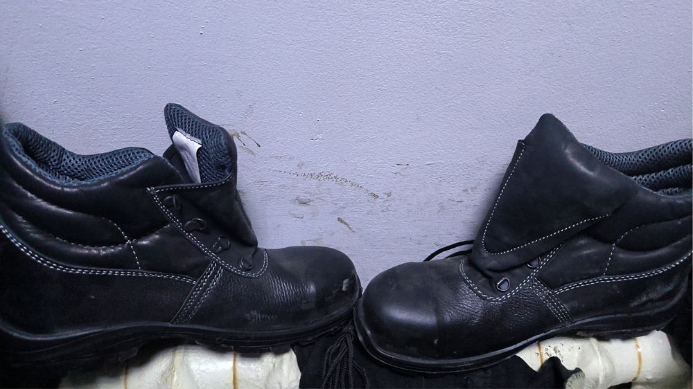 Новая спец обувь