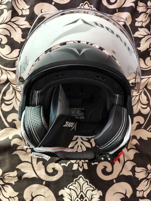 Каска за мотор/скутер Novic Skidd - Gloss Black