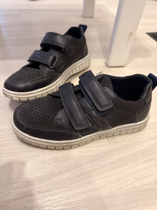 Продам недорого вещи на мальчика