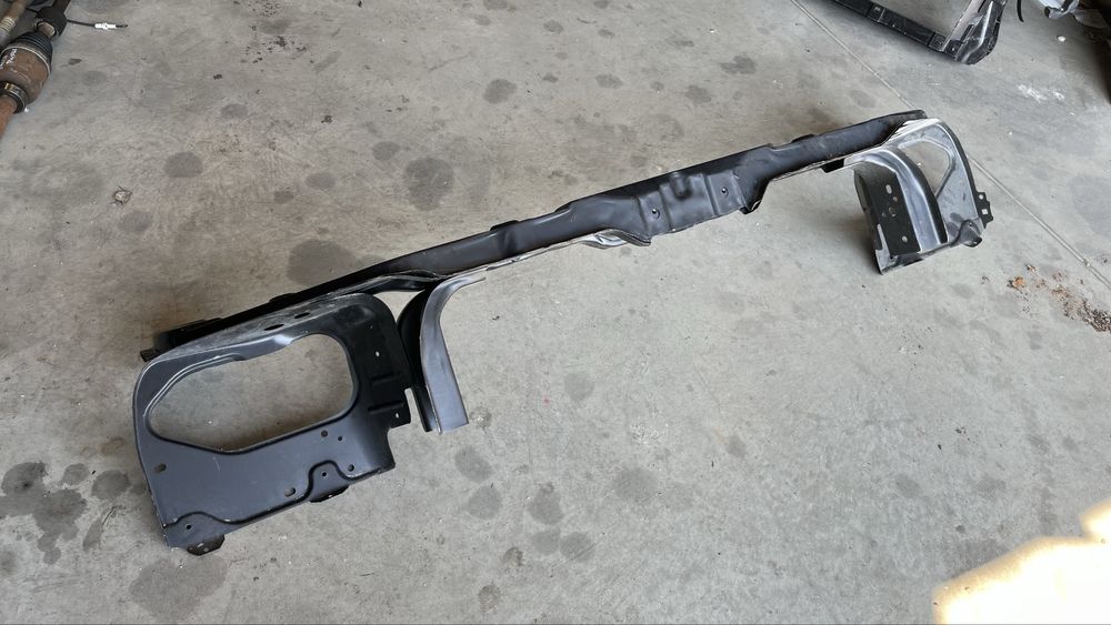 Основа радиатор Mustang 2010-