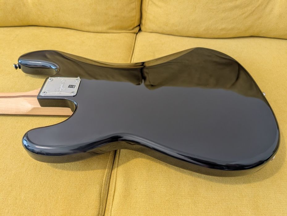 Set Squier Precision Bass by Fender