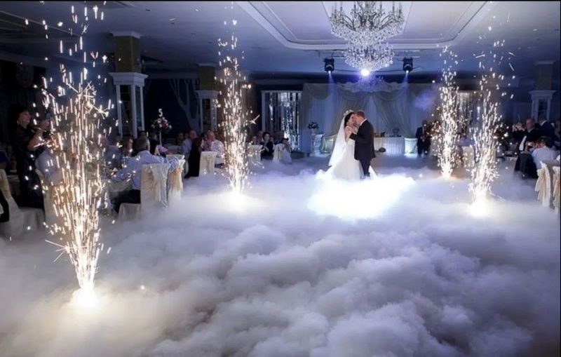 Оформление праздников, Тяжелый дым, Световое оформление