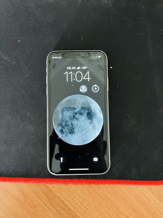 Iphone XR 64gb white.