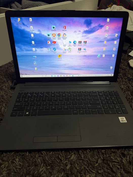 Лаптоп. Hp 250 g7