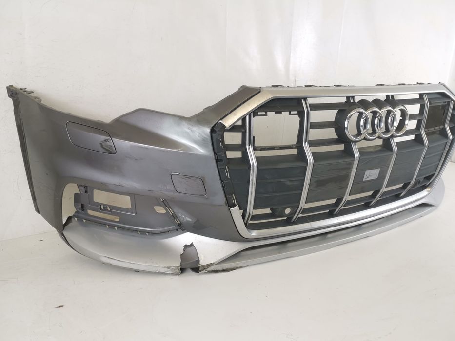 Предна броня с централна решетка Ауди А6 Седан / Audi A6 Sedan [C8 4K]