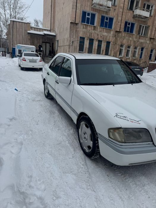 Продам Мерседес C180 w202
