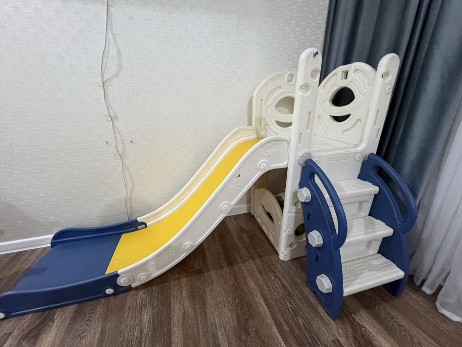 Продам горку детскую