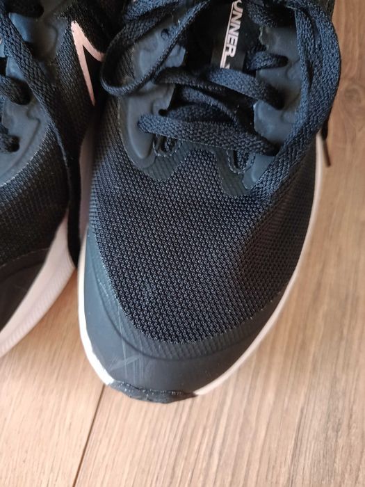 Дамски маратонки Nike