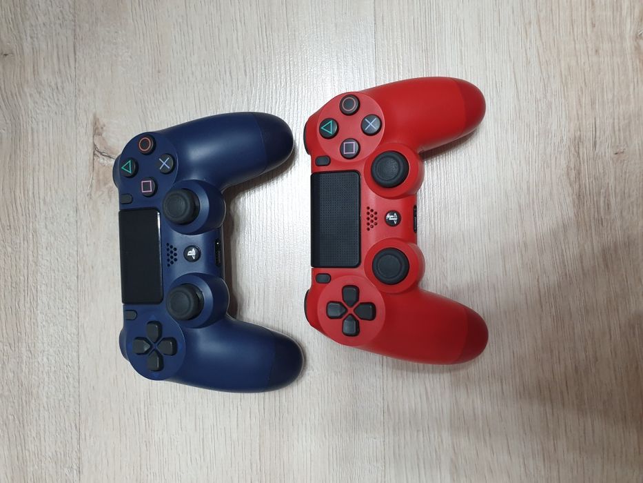 Продам свой ps4 б.у в отличном состоянии