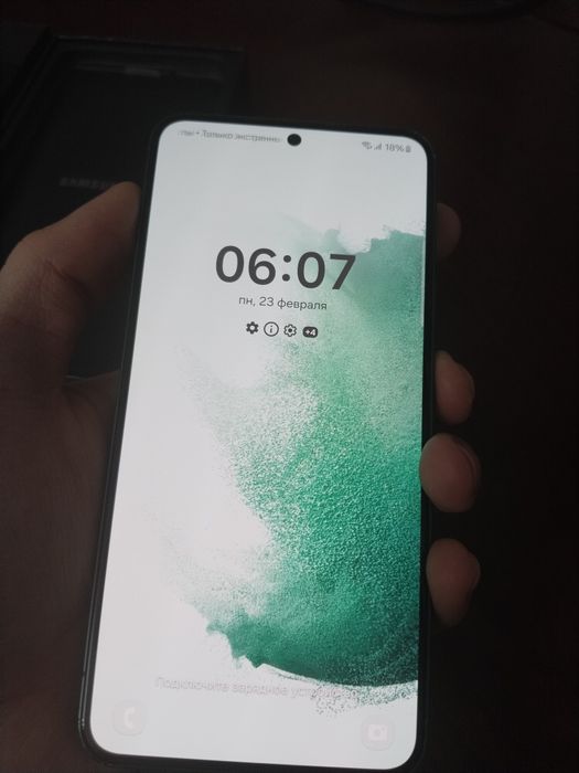 продам/обменяю samsung s22