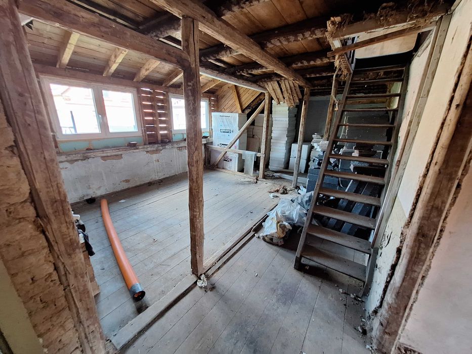 Къща в Германия,  Саксония в близост до гр. Кемниц