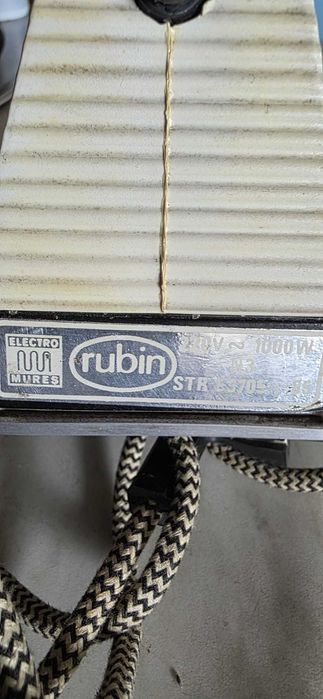 Fier de călcat vintage Rubin