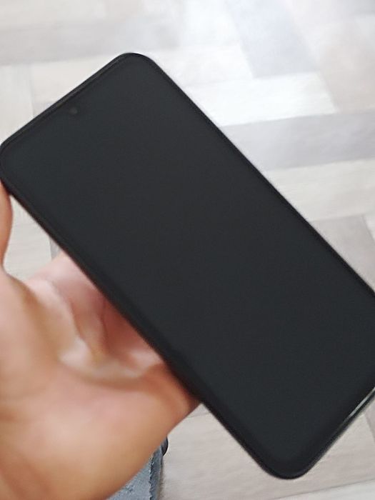 Срочно.  Samsung galaxy a16  256/8 гб