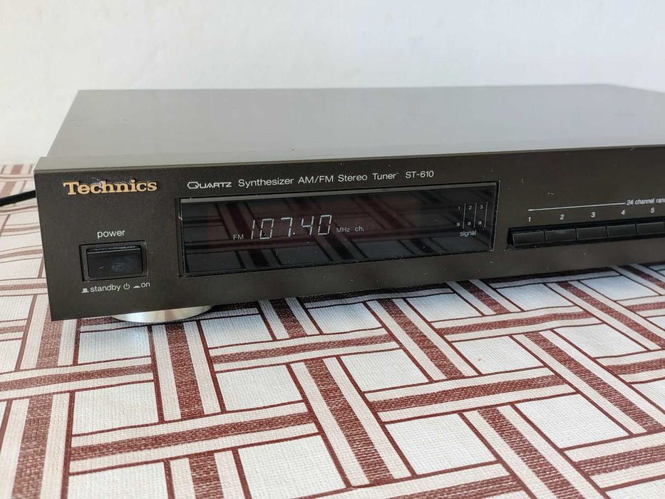 Tuner technics ST 610