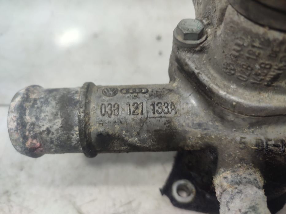 Flansa lichid racire 1.9 tdi avf 038121133A Volkswagen VW Bora 1 [199