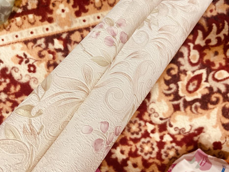 Обои моющиеся(остаток), обувь мужская