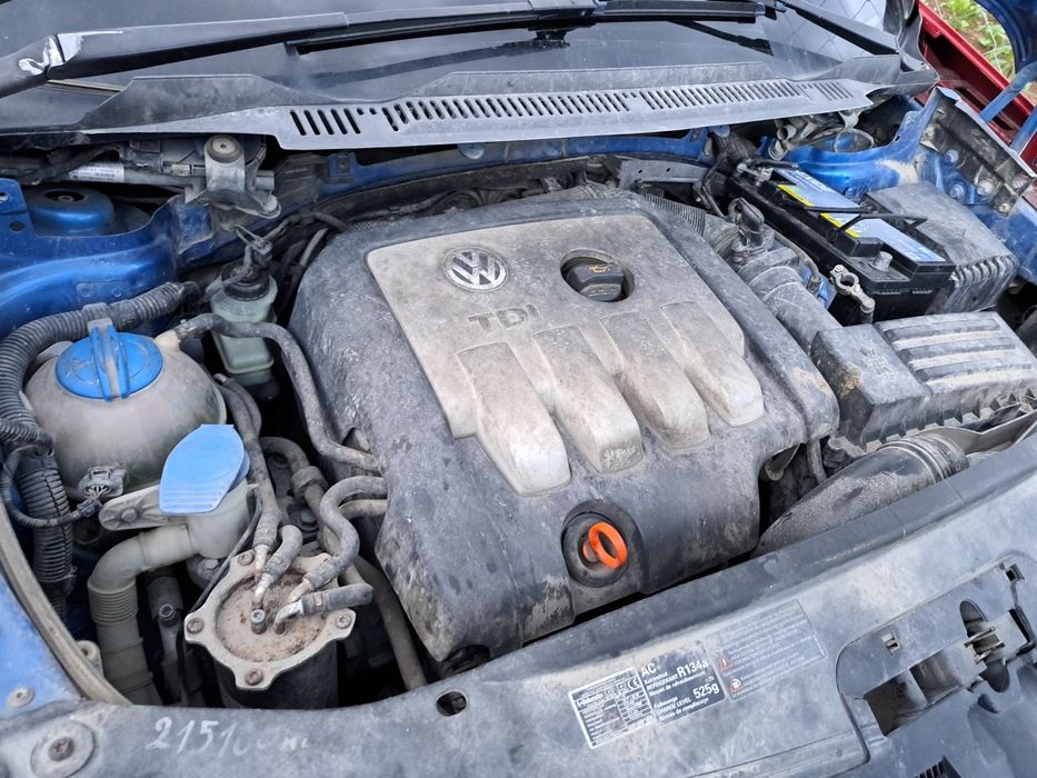 Vw tauran 2.0tdi на части