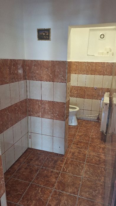 Spatiu comercial Alimentație publică si un Spațiu Cabinet stomatologic