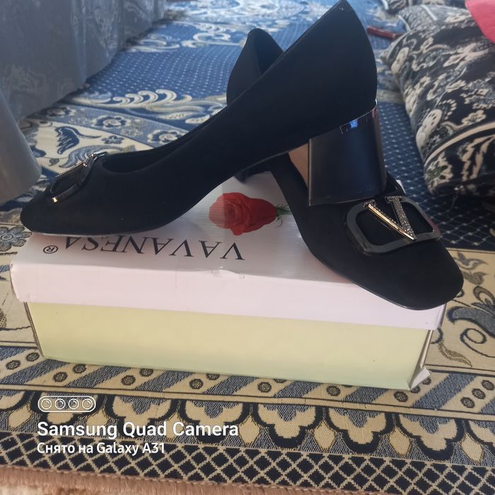 Женская замщевая обувь