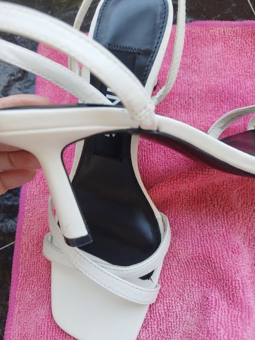 Сандали MNG бели