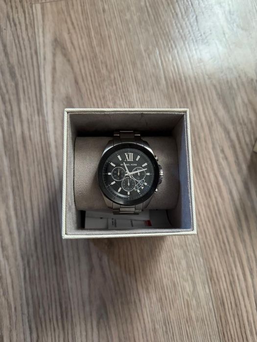 Продам часы оригинал Michael Kors