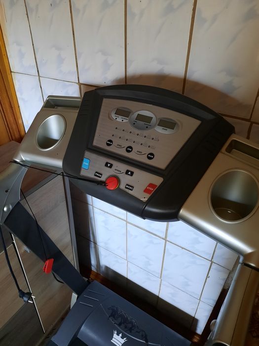 Продам беговую дорожку u-style