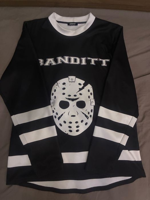 Продавам блуза на бандит