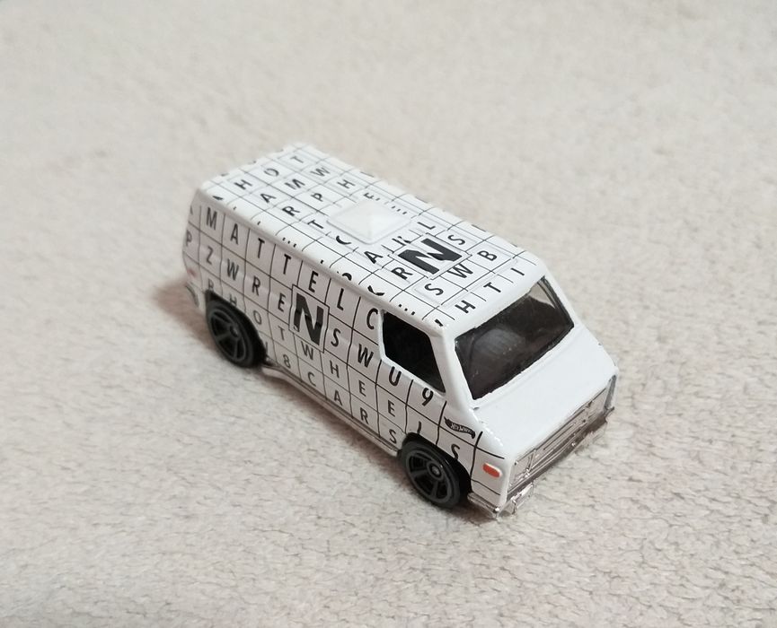 Машинки Hootwheels