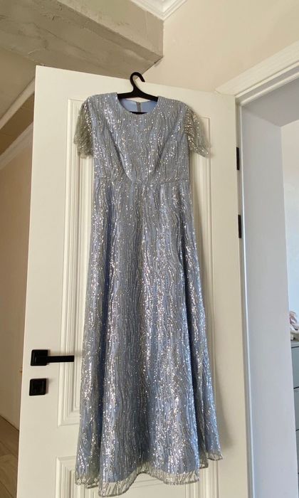 Повседненые и вечерные платья