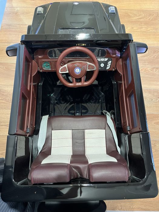 Элеткро кар Mercedes