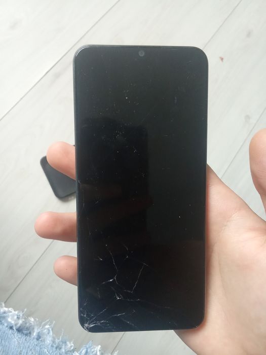 Продам редми а3 и vivo y17s