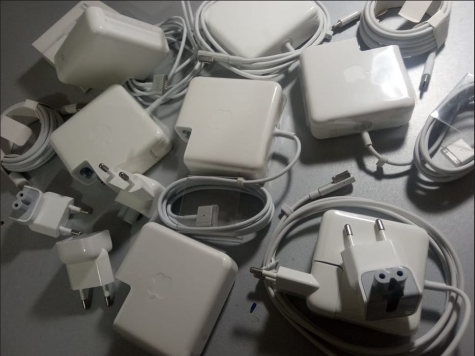на MACBOOK зарядка, на все модели Блок питания и комплектующие
