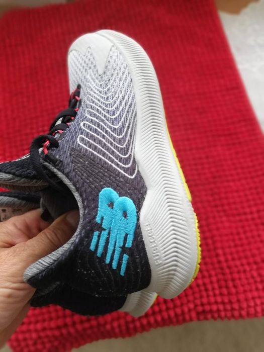 Adidași New Balance nr 37