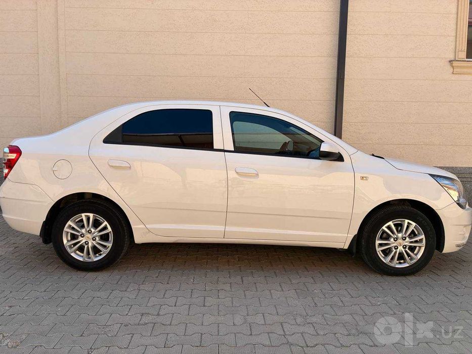 Автомобиль Chevrolet Cobalt