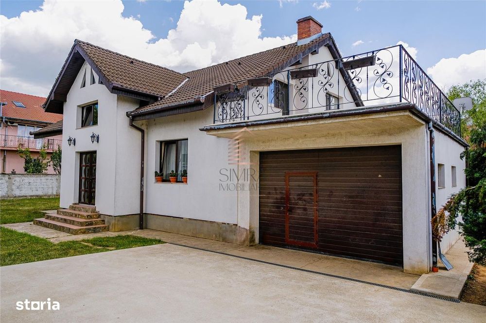 Casa de vanzare  cu teren de 722 mp in Sanmartin