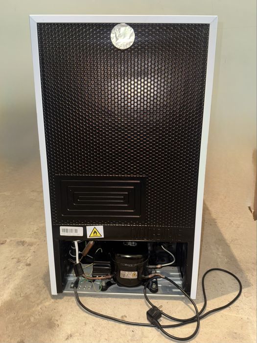 Холодильник  сатылады