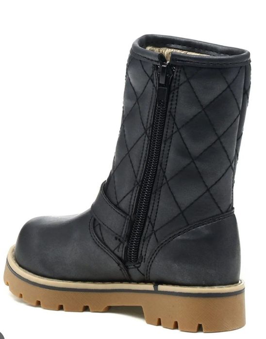 Продам детские сапожки