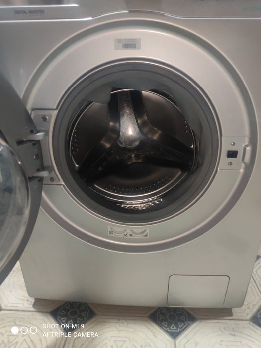 Продам стиральную машинку