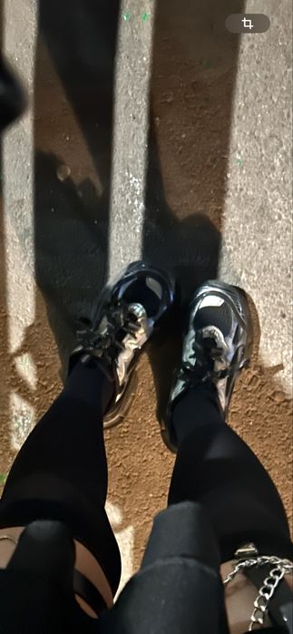 кроссовки черные