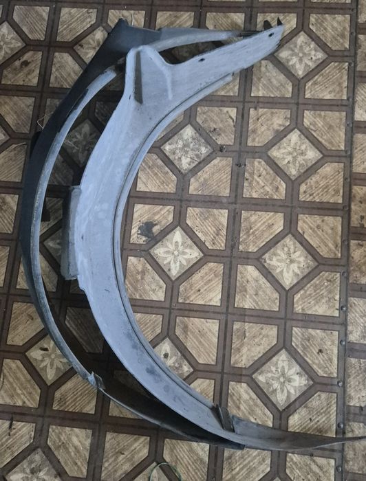 Передние подкрылки бмв е34