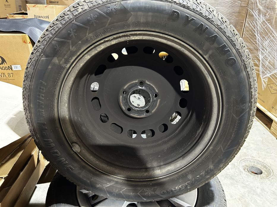 Продавам зимни гуми с джанти 16-4 бр.