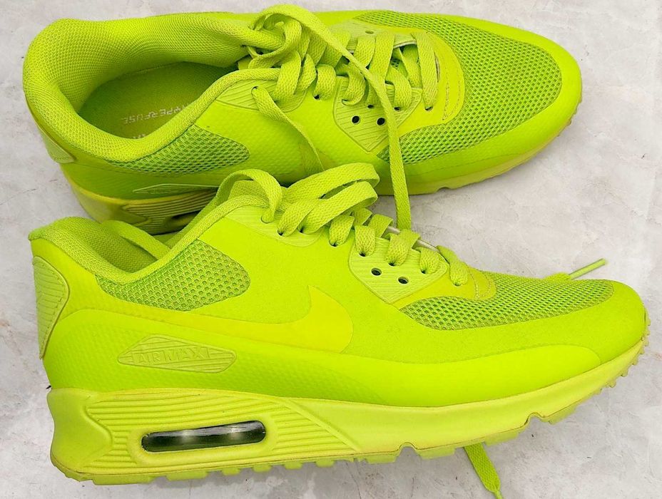 Krossovka NIKE AIR MAX Indonesia