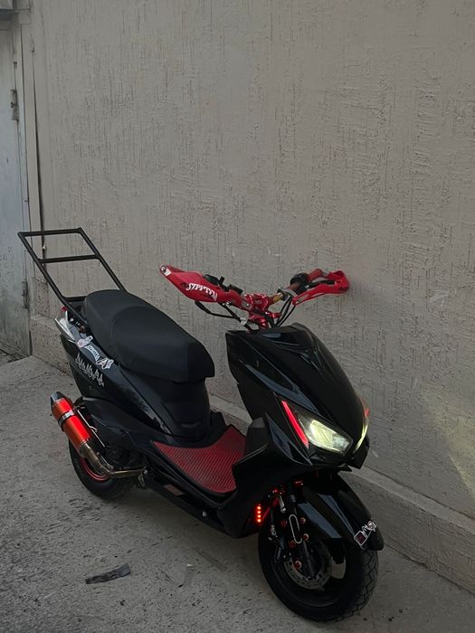 Продам скутор М 8