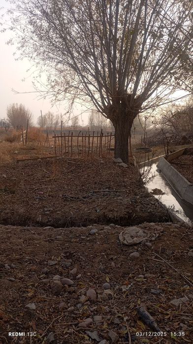 uy sotiladi 90 sotix buka tumanida