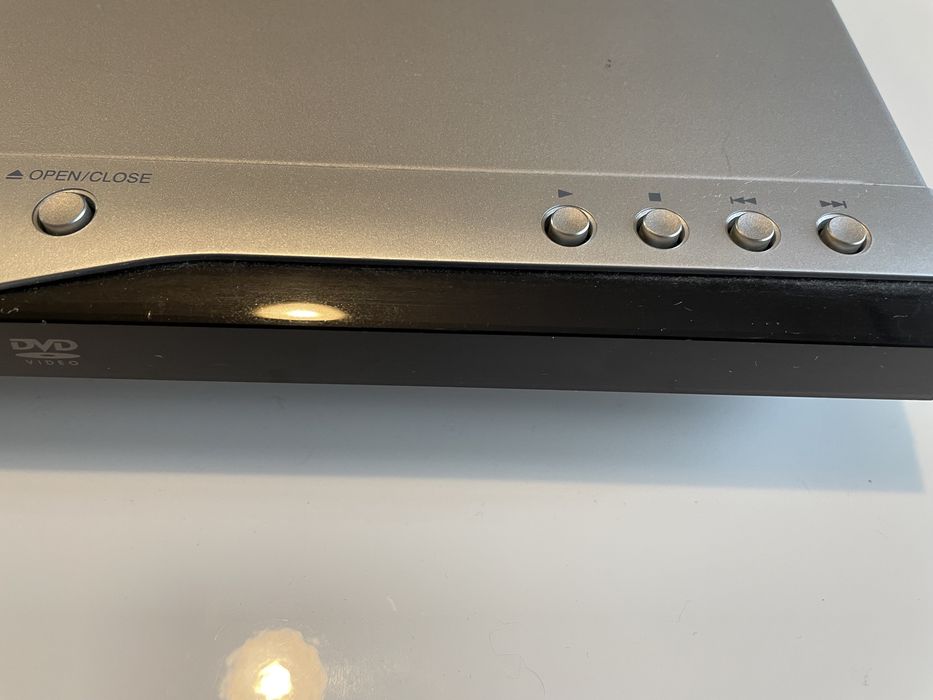 Vand DVD player LG cu DivX