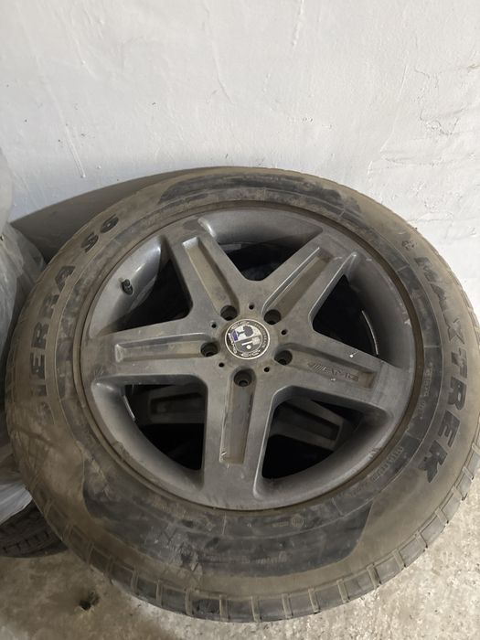 Продам диски от гелендвагена R19.